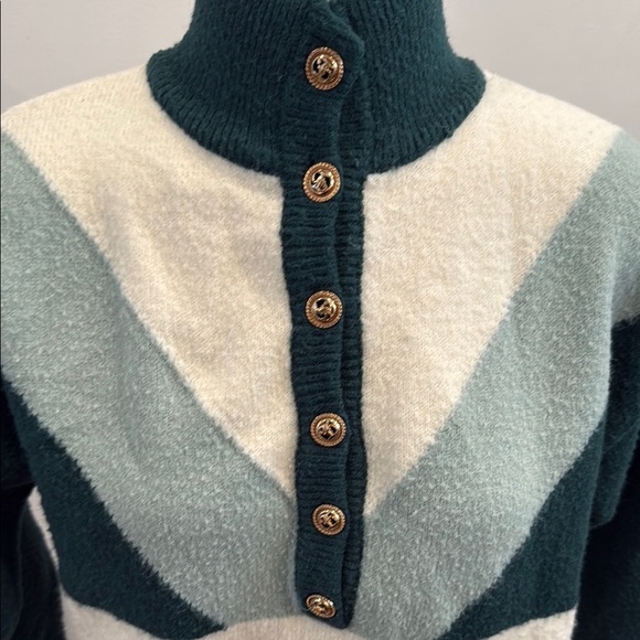 Peace n’ Love Small Women's Teal and Cream Turtleneck Sweater - Picture 3 of 9
